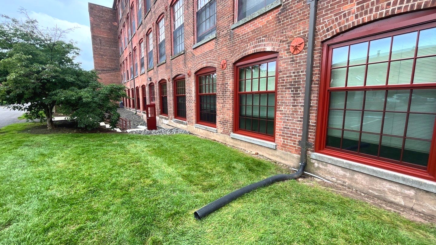 Bigelow Commons, Enfield CT — multifamily wood window replacement